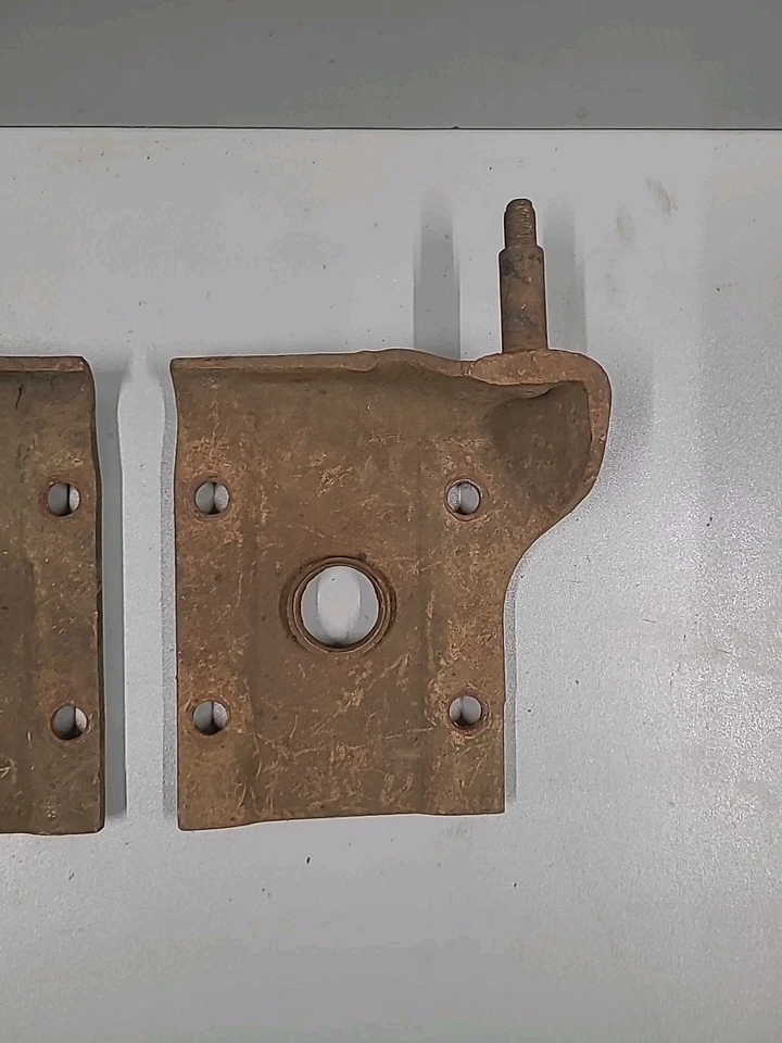 Mopar C-Body Rear Axle Shock Plate Mounts Chrysler Newport New Yorker Plymouth - Image 4 of 4