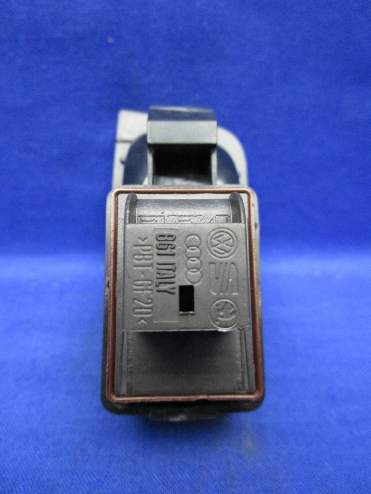 2013 Audi A6 Quattro Trunk Lid Release Control Switch PN 4H0959831A eBay