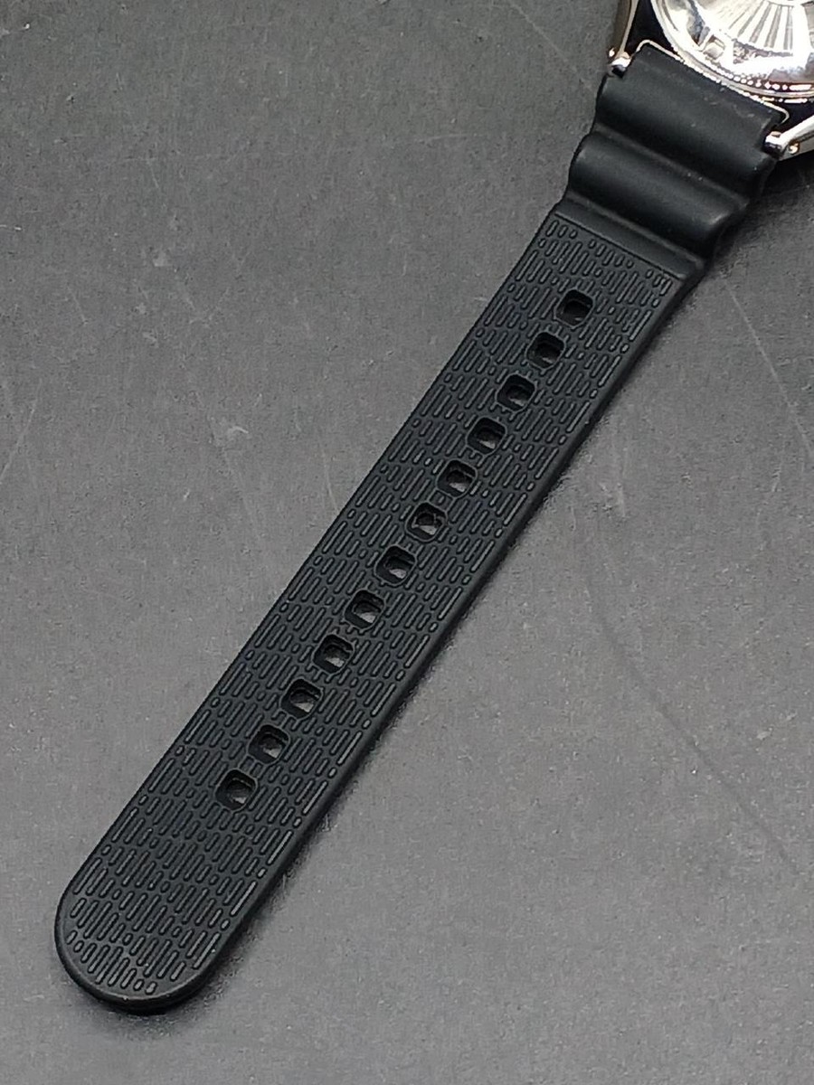 カーネ　SEIKO プロスペックス　6R15-03W0 used Seiko 6R15-03W0 | WatchCharts Marketplace