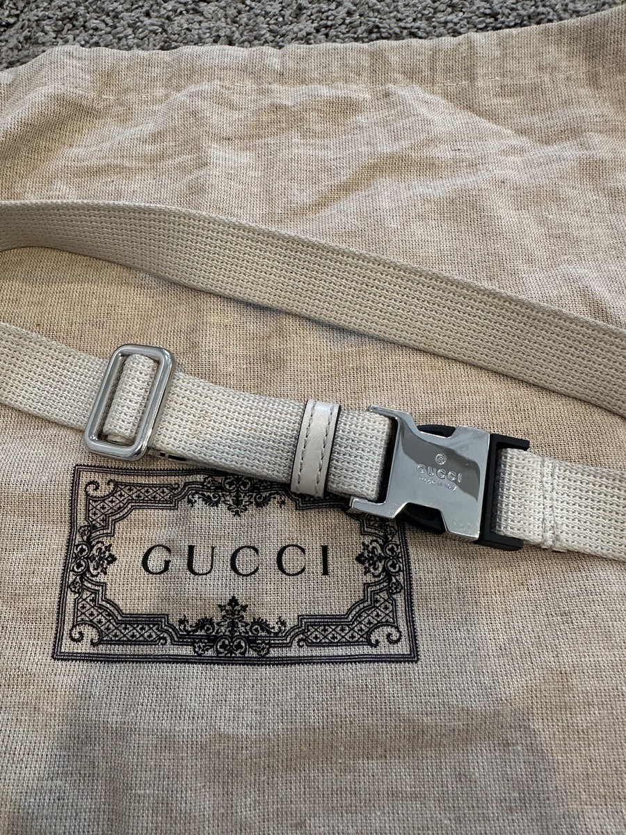 ロ*ん様 LOUIS VUITTON GUCCI ジャンク サック バンドリエー GUCCI GG Emboss Belt Bag 658582 Cream Leather Women's Bum
