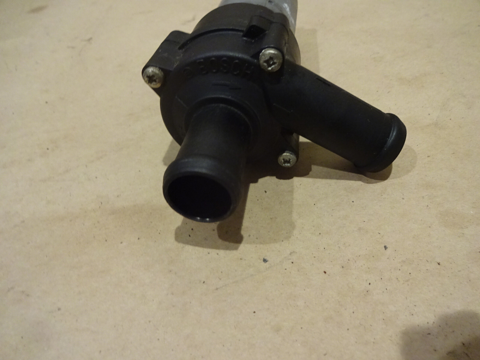 Ferrari 360,430,456,458 - Auxiliary Water Pump For Evaporator Box - P/N 65460300