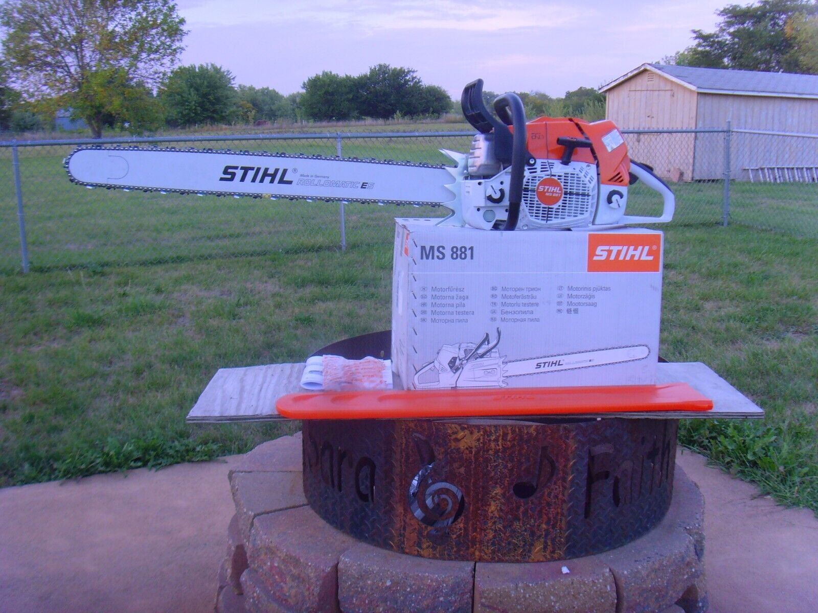 TRONCONNEUSE STIHL MS 881