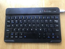 VGUC 2 Ultra Slim Bluetooth Keyboards for Tablets/Cellphones/Laptops WORKS