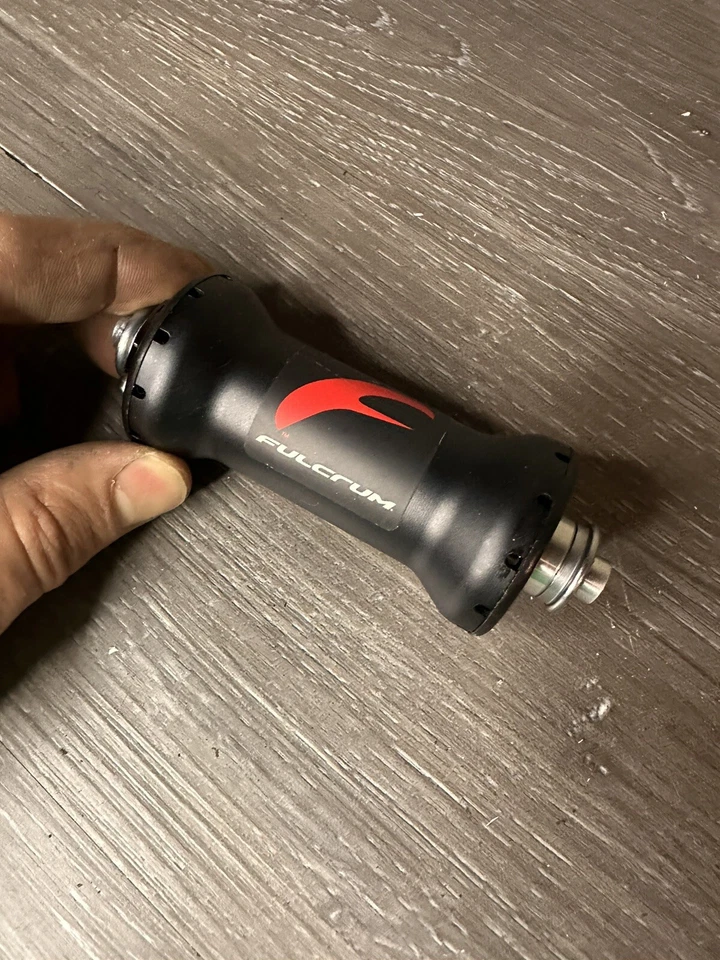 Buje delantero para bicicleta de carretera Fulcrum QR 22 radios Foto 2 de 4