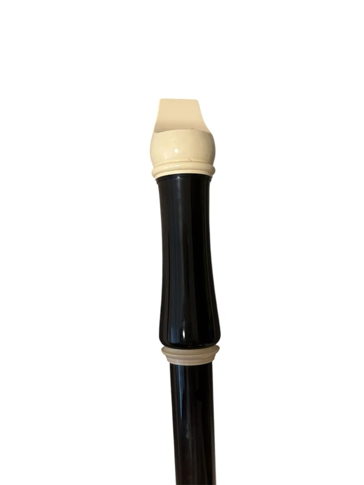 Aulos 204A Robin Soprano Recorder - with Cases - Image 4 of 4