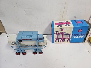 Gescha 360 Peiner PPH30 Container Crane 1/50 Die-cast Excellent Shape -All Works