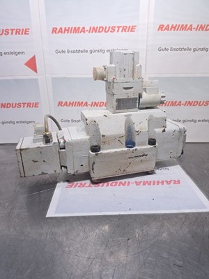 MOOG D663Z4708 used siehe Bilder L02HXBG4NSD2-0 280 bar 