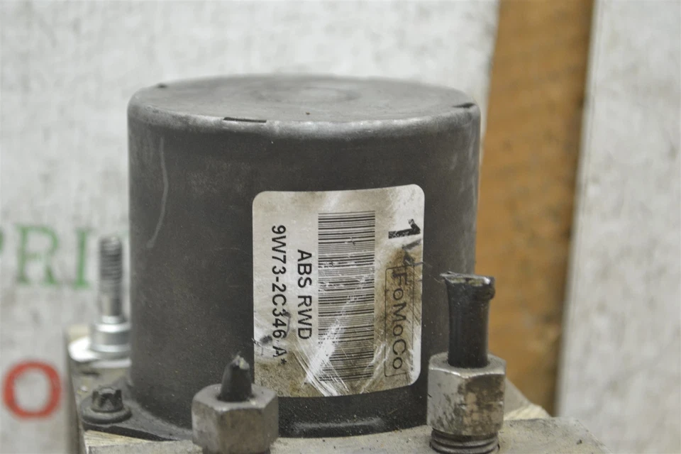 09-11 Ford Crown Victoria ABS Brake Pump Control OEM 9W732C346A Module 211-11B2 - Image 2 of 4