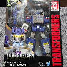 Hasbro Transformers Titans Return Soundwave Soundblaster Transforming Figure Gun