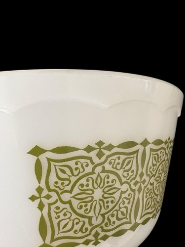Vintage Hazel Atlas Milk Glass Bowl with Green Patterned Band 1.5 Qt MCM Mixing - Picture 6 of 9