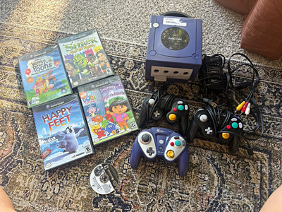 Nintendo GameCube DOL-001 NTSC-U Console Bundle, 3 Controllers, 6 Games
