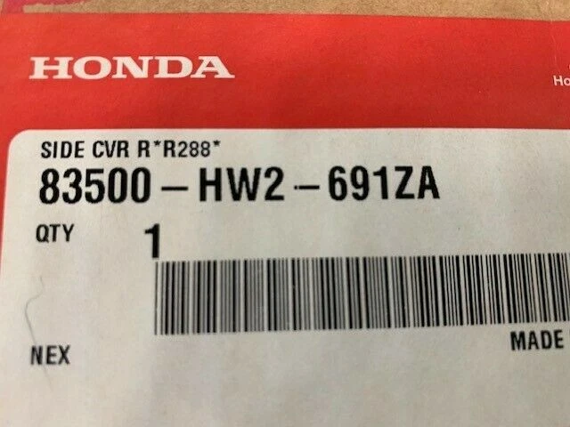 Capa lateral direita Honda AquaTrax F-12 83500-HW2-691ZA NOVA FABRICANTE DE EQUIPAMENTO ORIGINAL - Imagem 2 de 2