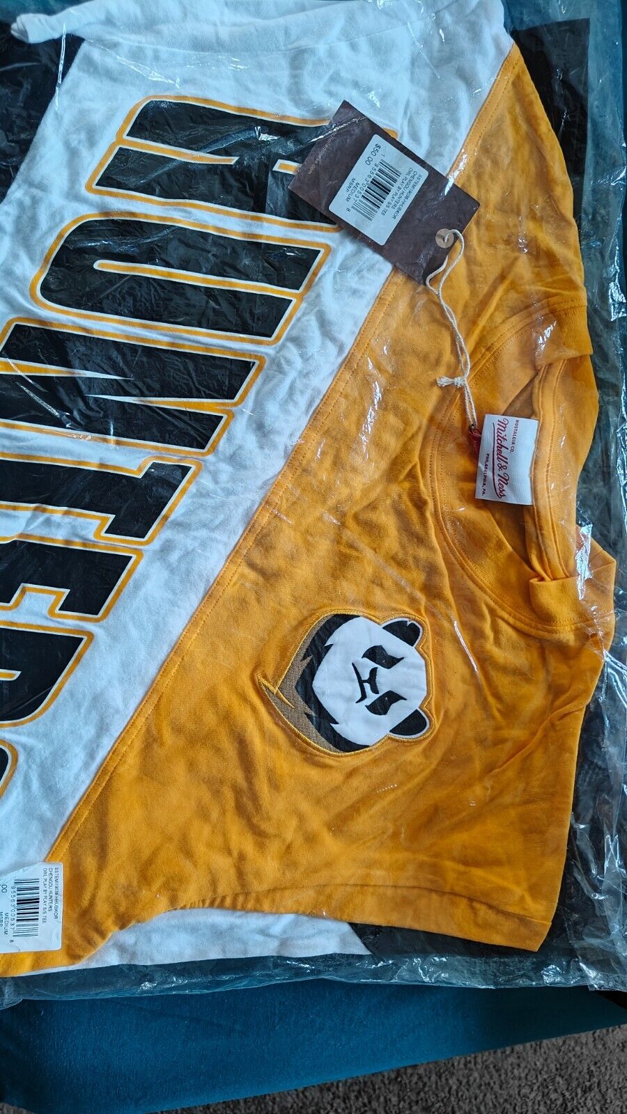 Picture 1 of 2