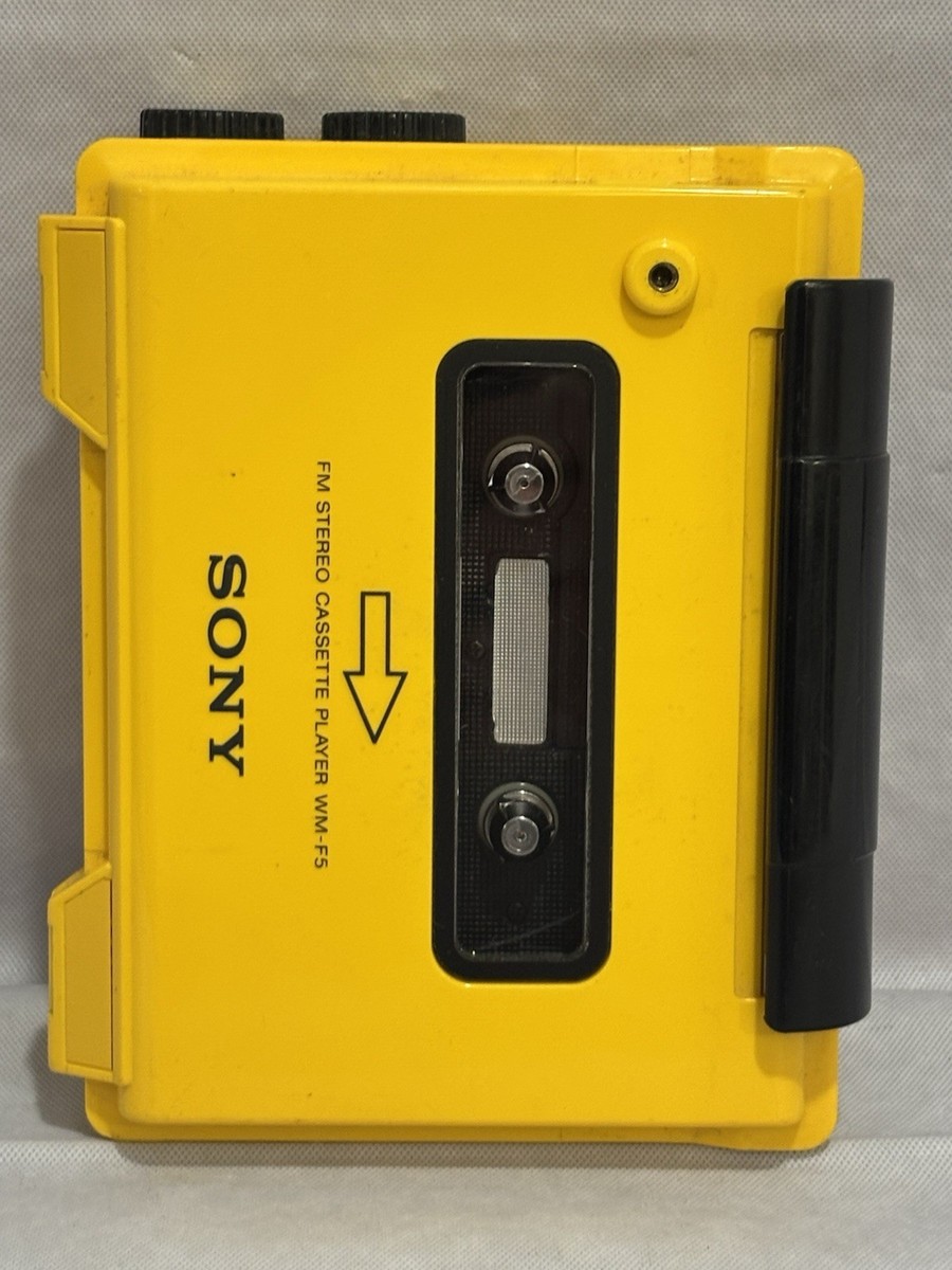 SONY WALKMAN FM WM-F5 カセットプレーヤー イエロー SONY SPORTS WM-F5 Sports Walkman Cassette Player Used Japan