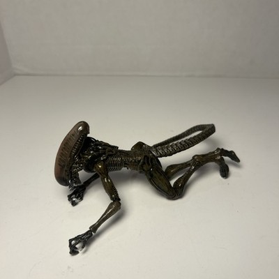 NECA Alien 3 Dog Alien ULTIMATE XENOMORPH VERSION Brown Warrior 9'' Figure