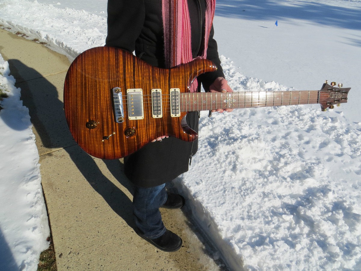 Prs Modern Eagle Limited Ltd. Black Gold One Piece Top
