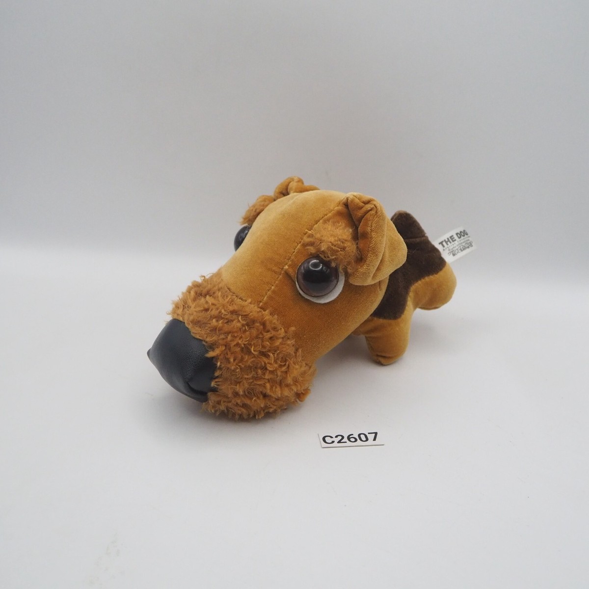 The Dog C2607 Artist International Plush 5