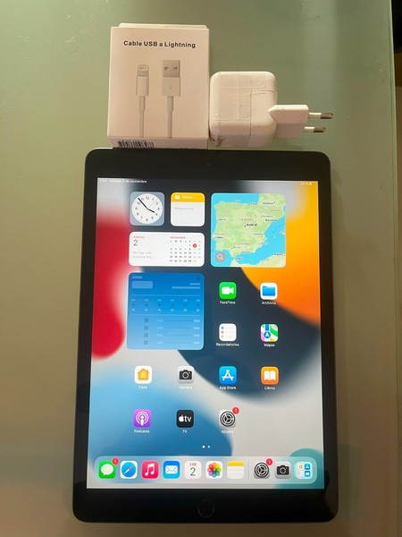 Ipad 8 128gb Wifi 4G gris espacial 2020 ocasión perfecto estado