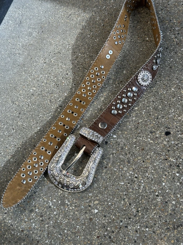 Cinturón Western de Cuero Tachonado con Estrás Marrón Plateado Vaquero Vaquera Rave Boho Foto 2 de 4