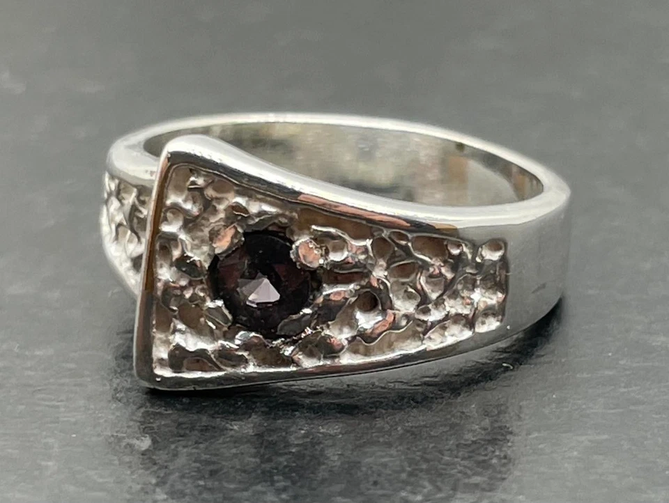 ANILLO DE PLATA ESTERLINA .145 CT CAMBIO DE COLOR AZUL - ZAFIRO ROJO .925 PARA HOMBRE TALLA 9 7GR Foto 3 de 4