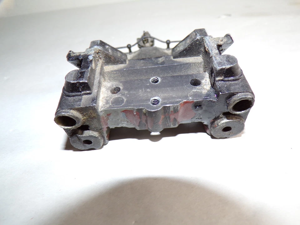 Lionel Original Vintage steam chest cowcatcher for 226e for parts, reconstruct - Image 4 of 4