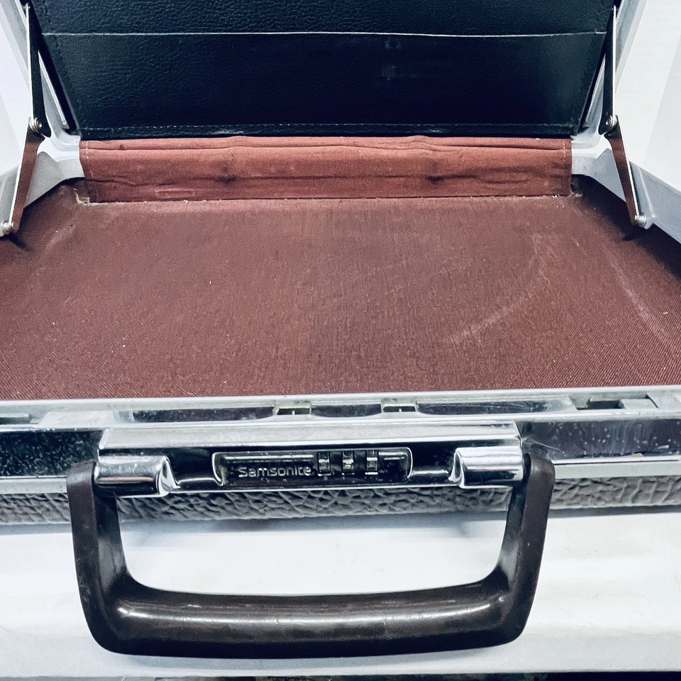 Maletín de negocios Samsonite Classic Attache marrón oscuro bloqueo combinado años 70 de colección Foto 2 de 4