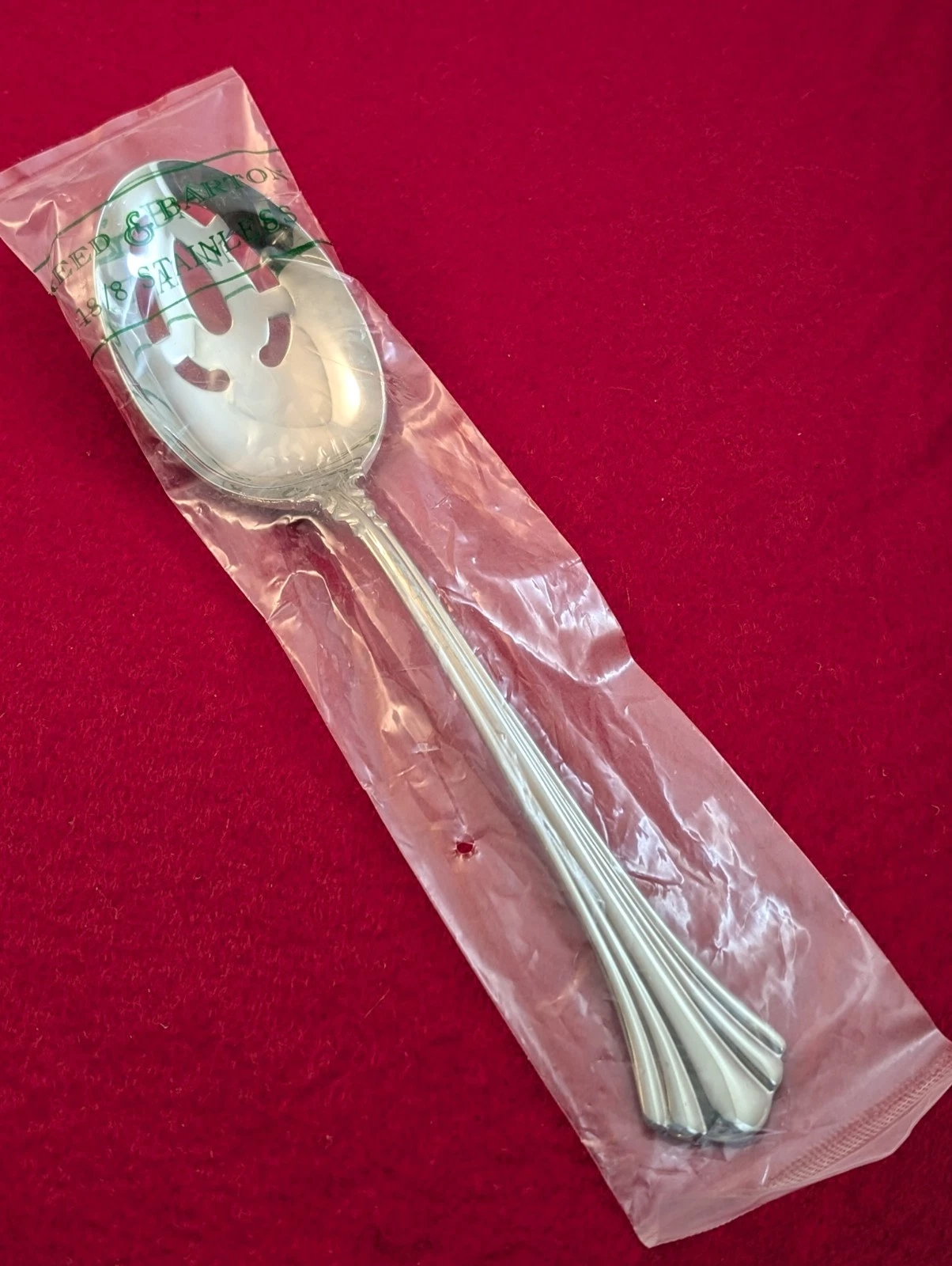Reed & Barton 1800 Stainless Japan 18/8 Slotted/Pierced Serving Spoon NEW