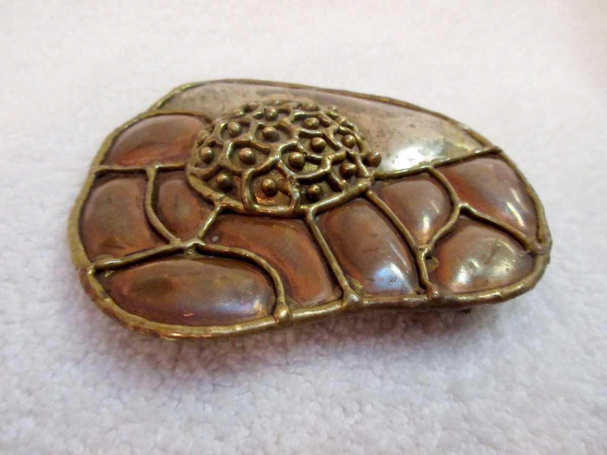Sculpted Metal bronze Western 
Belt Buckle potentially the work of Pal Kepenyes. Pal Kepenyes Metal Belt & Glass Stone Buckle Brutalist Metal  main image 2
