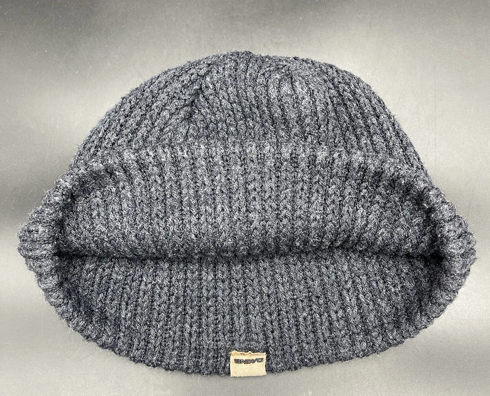 Gorro tejido invierno unisex gris Dakine usado Foto 3 de 3