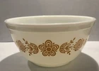 Pyrex Butterfly Gold 1 1/2Qt Mixing Bowl # 402
