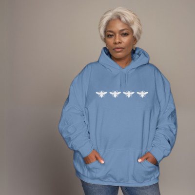 ROCKTHOSECURVES WOMENS 4 Bees Premium Cotton Hoodie