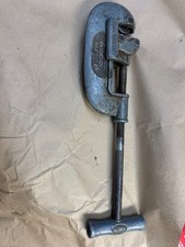 RIGID Heavy Duty No. 1-2 Pipe Cutter Hand Tool 1/8 in To 2” 