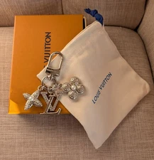 Micro Charms LV Iconic Silver Key Holder