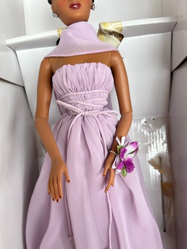 Violet Waters Swingtime Serenade Doll Ashton Drake African American w/stand - Picture 4 of 13