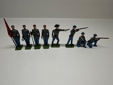 Vintage W Britains Soldiers lot 8 figures