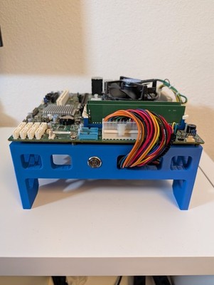 Supermicro X11SAE-M | Xeon E3-1245 v6 | 16GB RAM | 256GB NVMe | Benchtable
