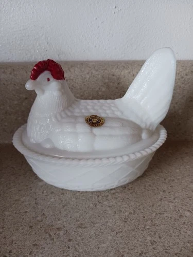 Vintage Westmoreland Milk Glass Hen On Nest Red Crown Dish