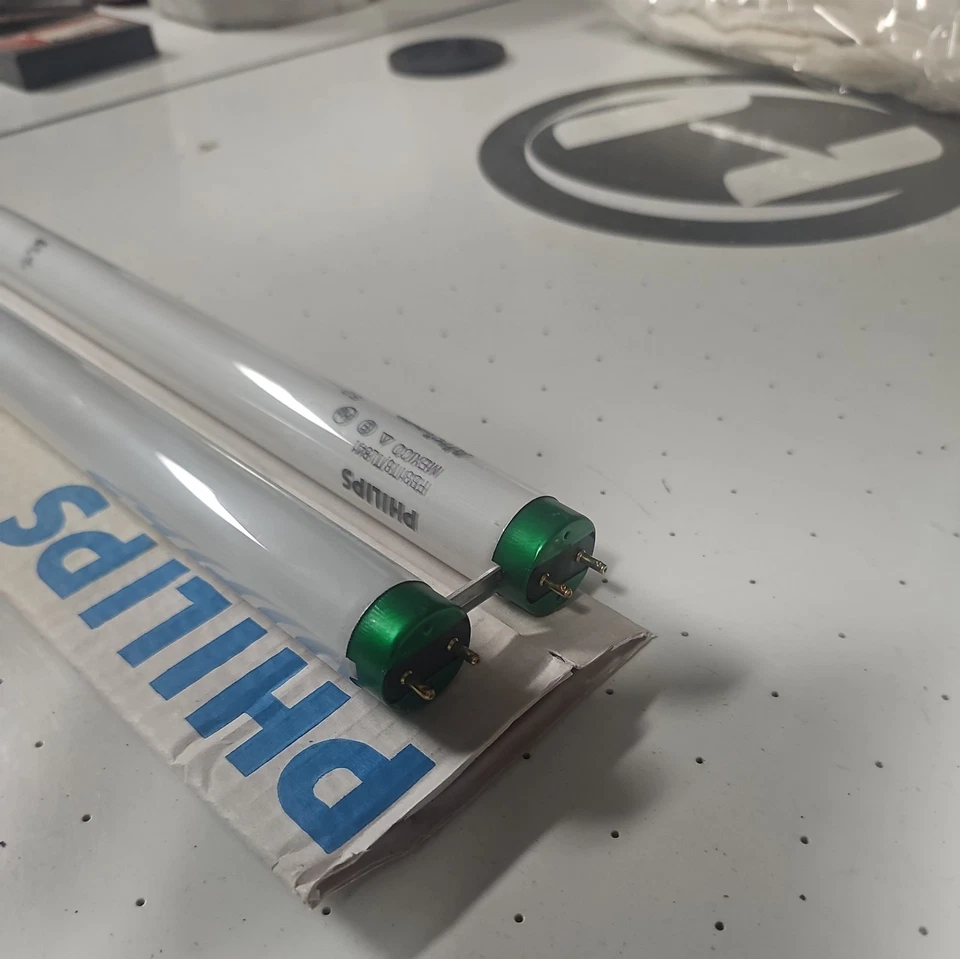 PHILIPS FB31T8/TL841/ALTO 15/1 U-Shaped Fluorescent,31 W,T8,G13 492Y24 - Image 2 of 4