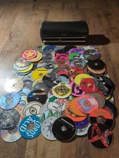 DiscGear Selector 100 Auto And Lot Of 100 Cds, Mainly Rock, Numetal And Ska
