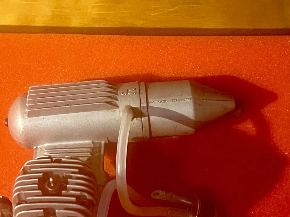 OS Engines Max 46 FX Nitro Airplane Engine 2-Stroke 46FX - Image 3 of 4