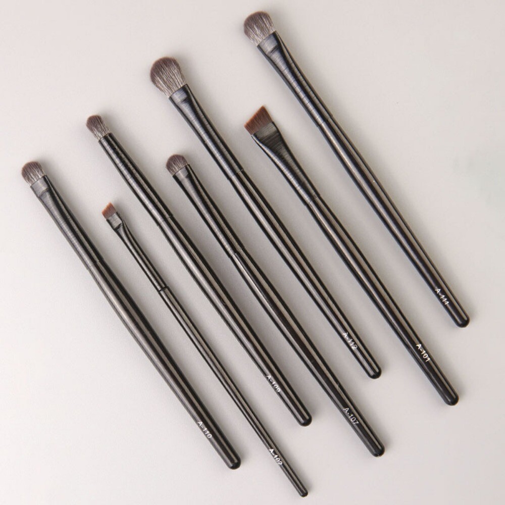 Fluffy Long handle Makeup Brushes Professional Cosmetic Tool Eyeshadow