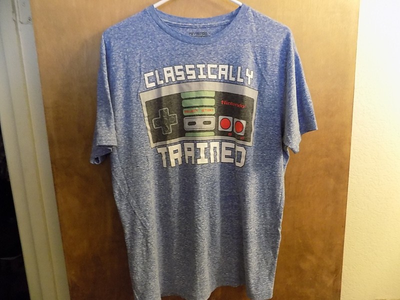 nintendo entertainment system t shirt large