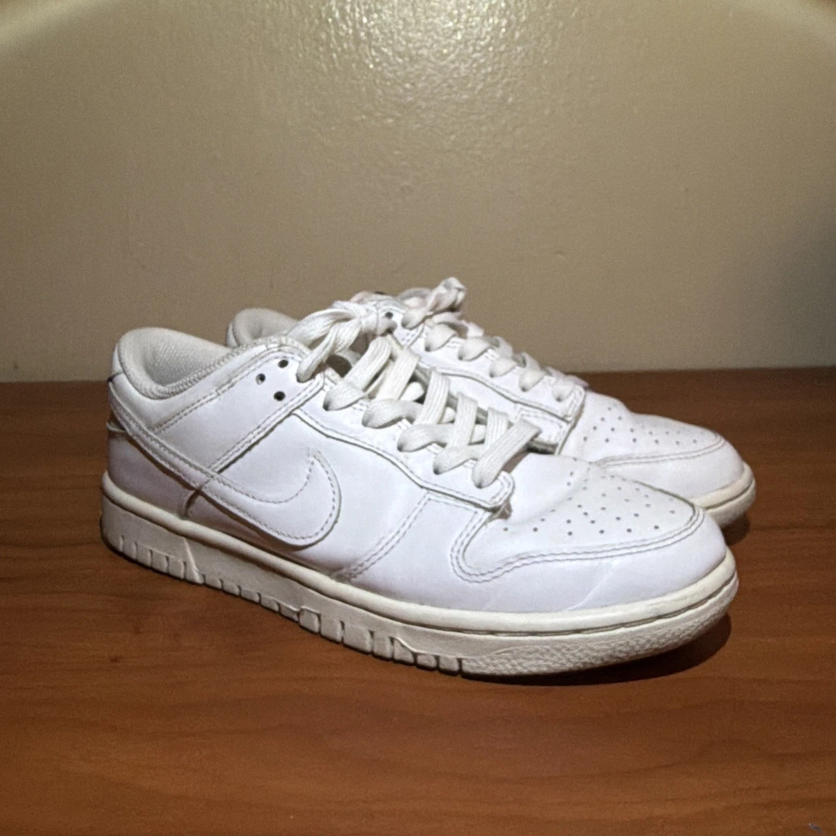 スニーカー NIKE WMNS DUNK LOW 