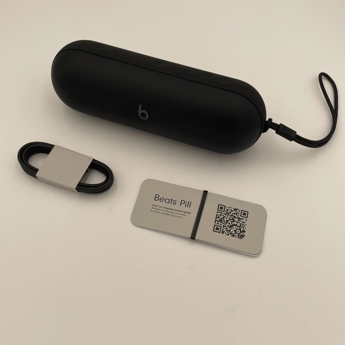 Beats by Dr. Dre Beats Pill Audio Player Docks & Mini Speakers for