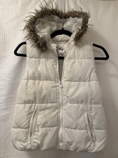 Justice Size 12 White Puffer Vest W/Removeable Hood Faux Fur Excellent Cond Warm
