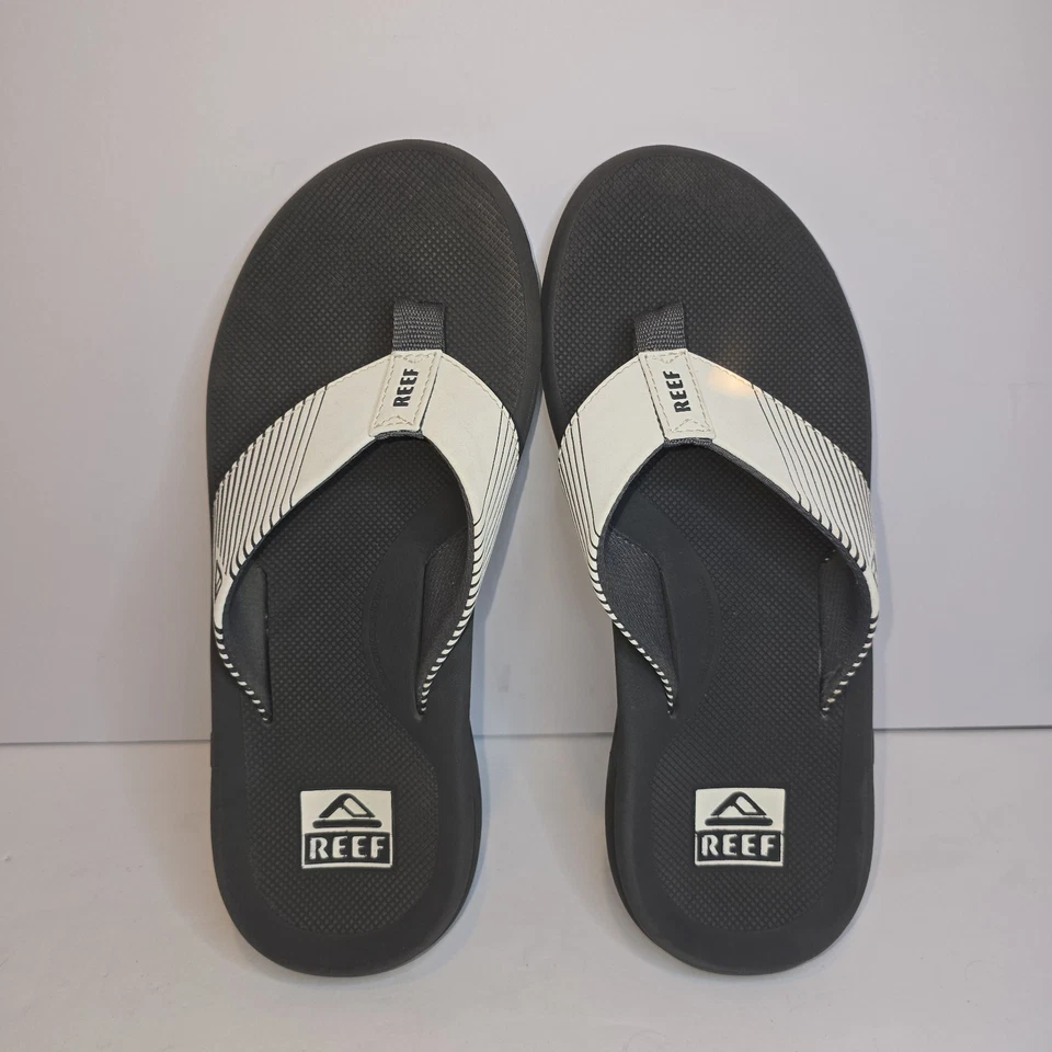Chanclas negras Reefs talla 11 Foto 2 de 4