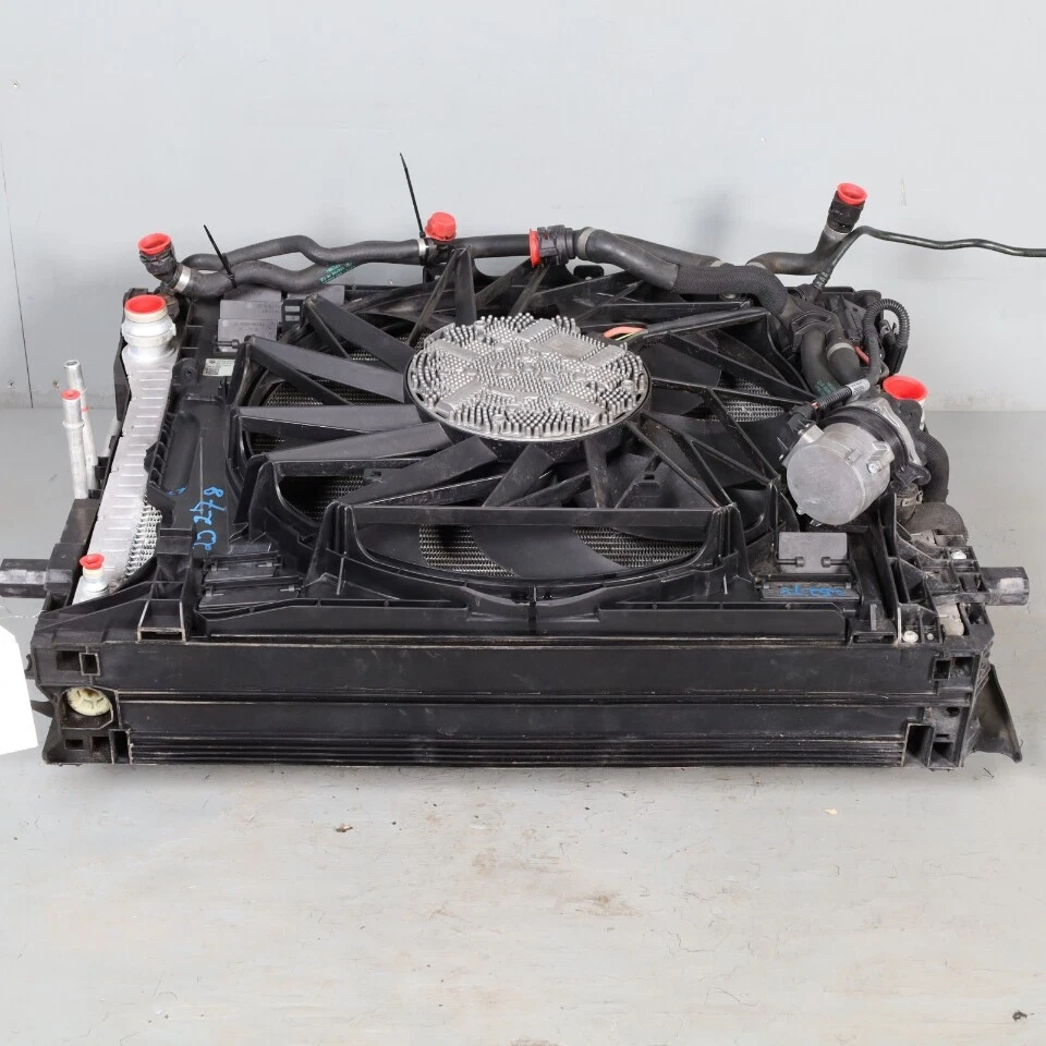 2010-2017 BMW 550i GT 650i Radiator Fan Condenser Pod 17118669004 OEM Used Foto 4 de 4