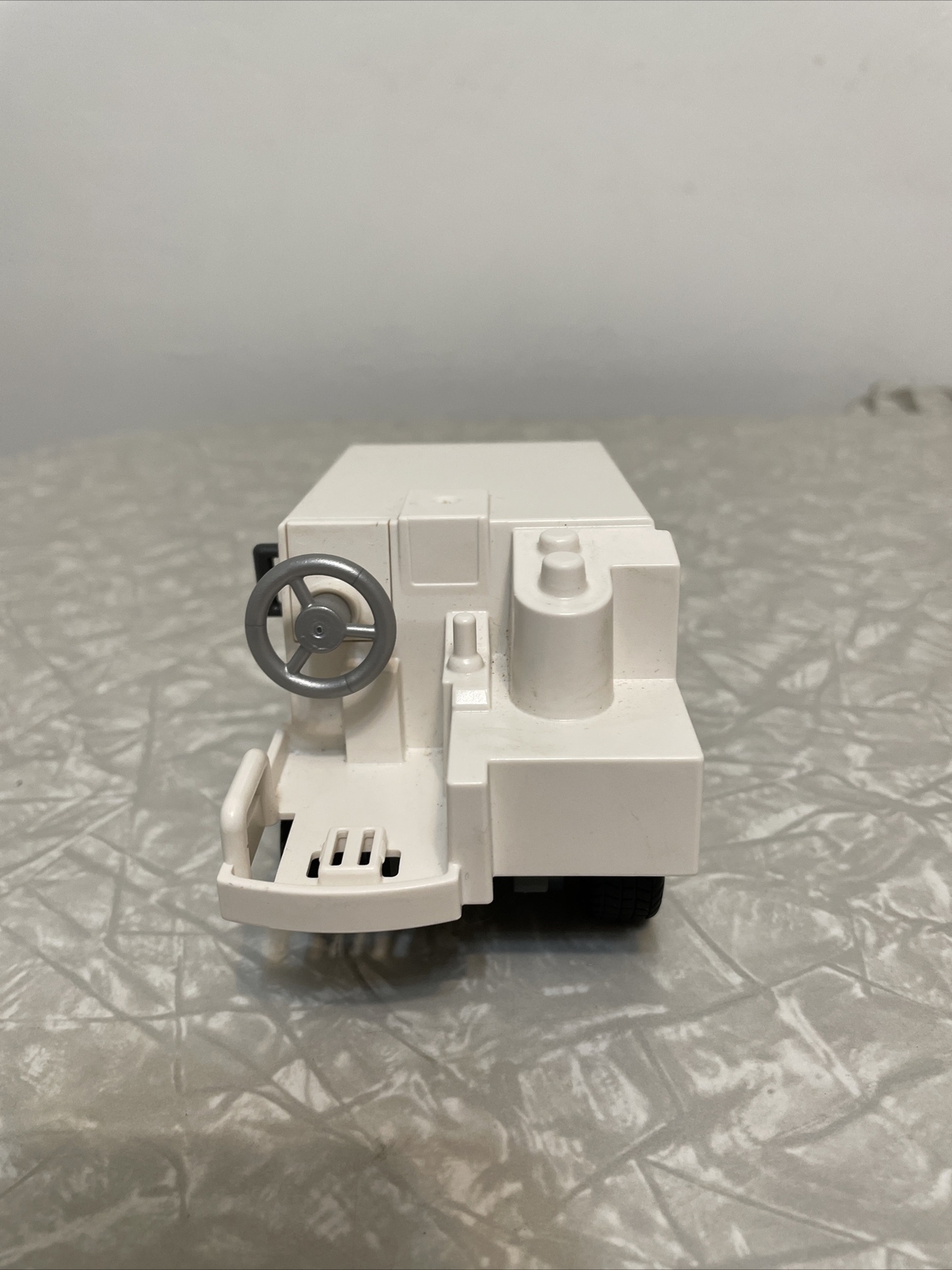 Playmobil NHL Ice Hockey Zamboni Machine Toy Vehicle 2015. 3290040