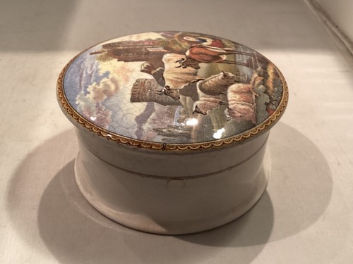 TAPA Y OLLA PRATT WARE ""NIÑA JOVEN CON OVEJAS Y VACAS - Imagen 7 de 11