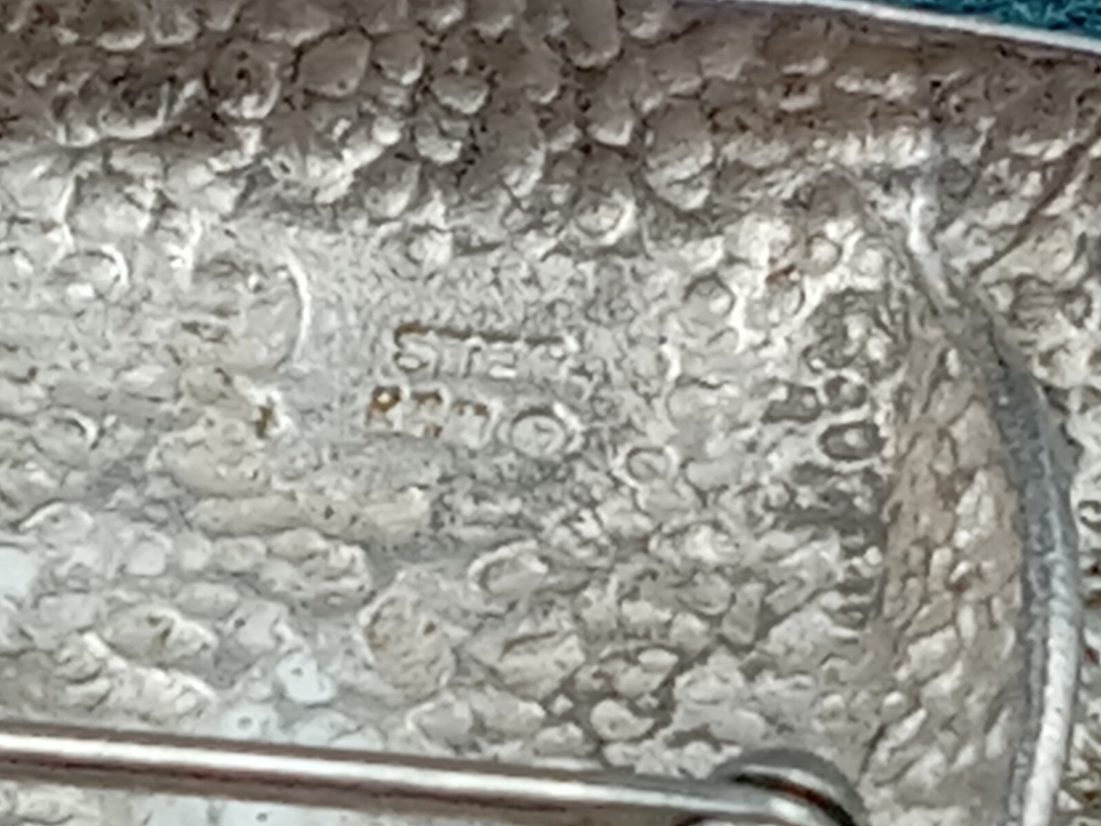 Picture 4 of 5